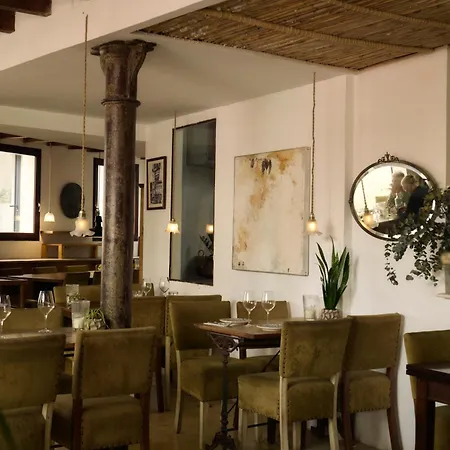 Hotel Forn Nou 4*