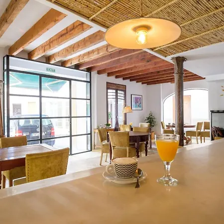 Hotel Petit Forn Nou 4*