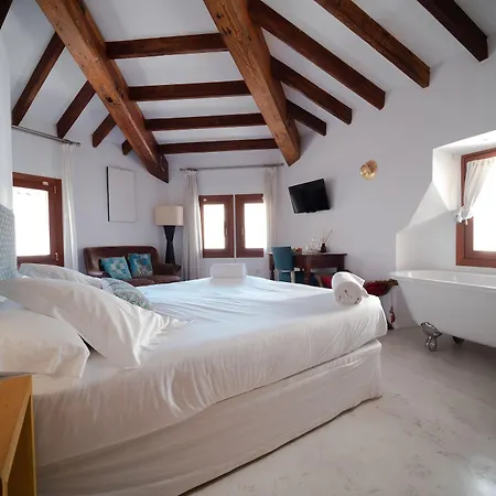 Hotel Petit Forn Nou 4*