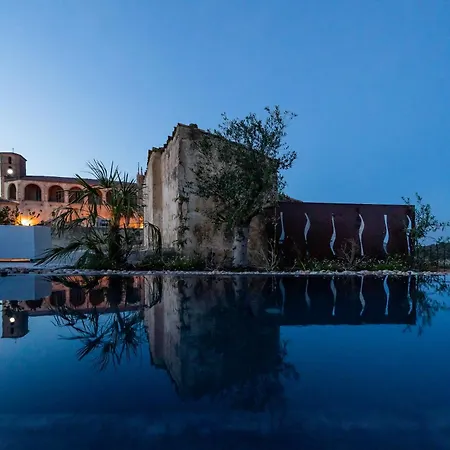 Petit Forn Nou Hotel 4*